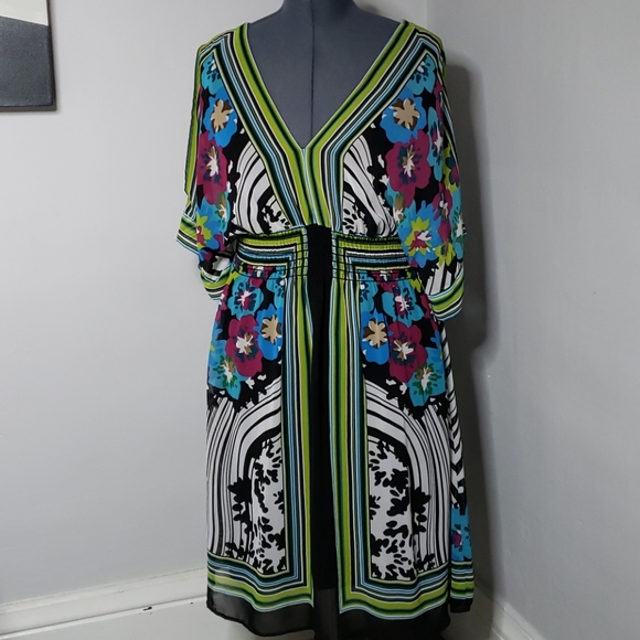 Bisou Bisou Dresses & Skirts - Bisou Bisou Dress - 14W